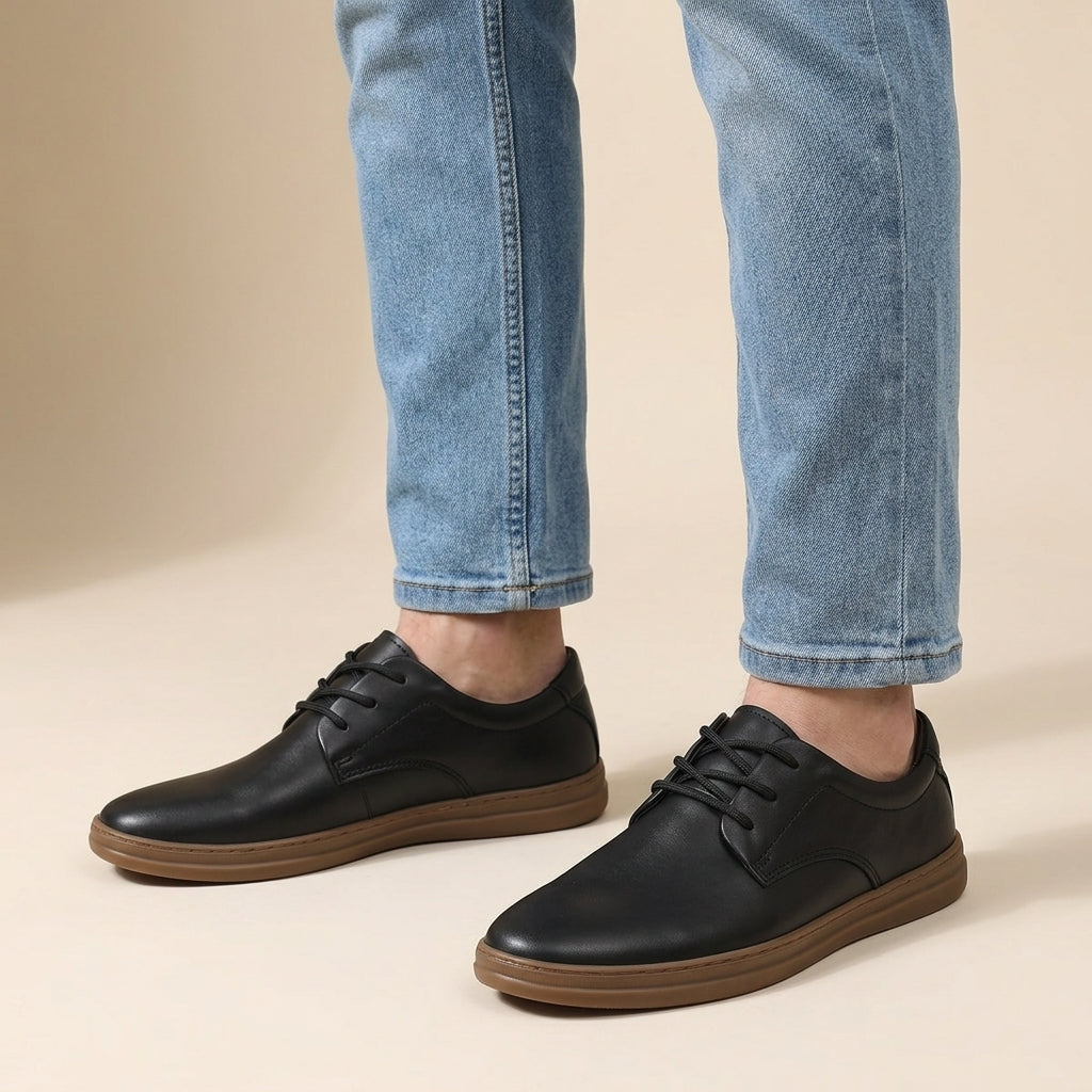 Chaussures à lacets avec semelle contrastée pour hommes