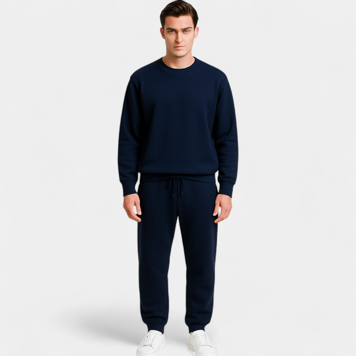 Ensemble survêtement homme minimaliste