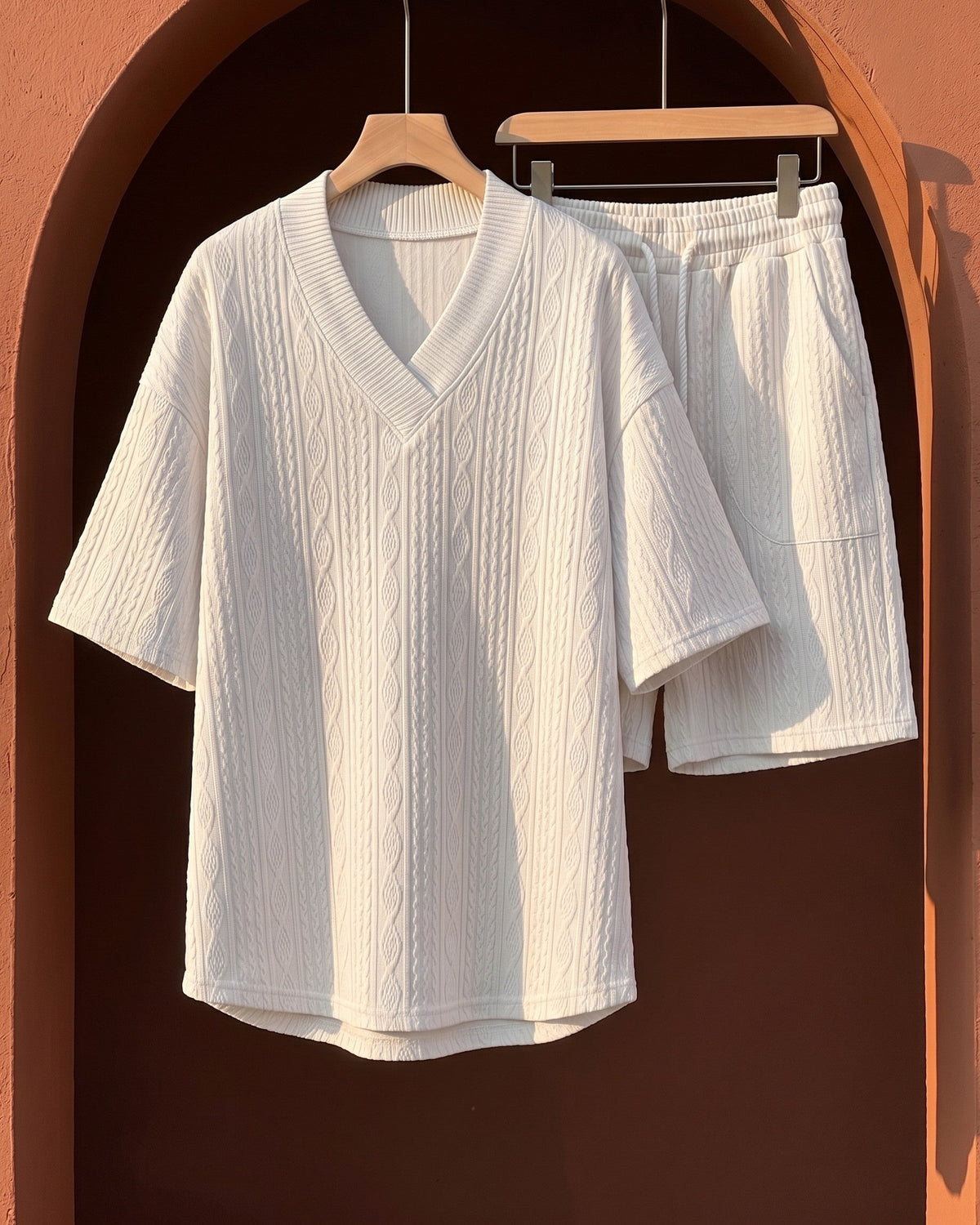 Ensemble tricoté avec col v et short pour hommes